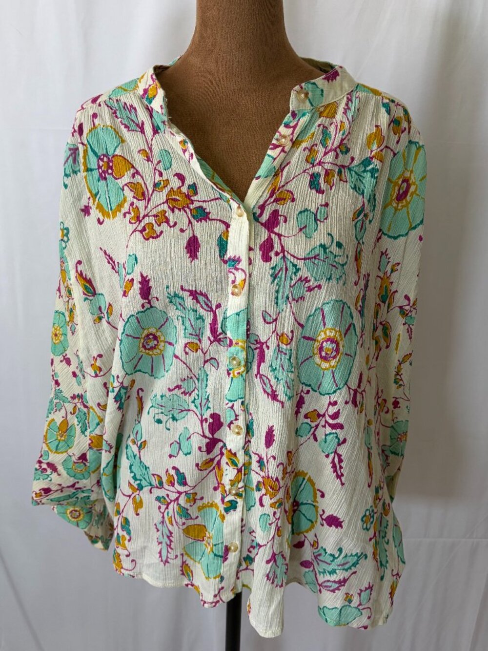 Pilcro Anthropologie Floral Batwing Blouse Size M Boho Cotton Top